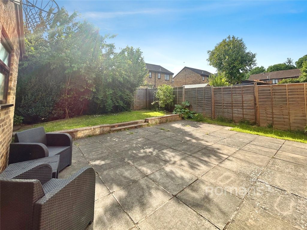 Property photo 3 of 16 Picture No. 46