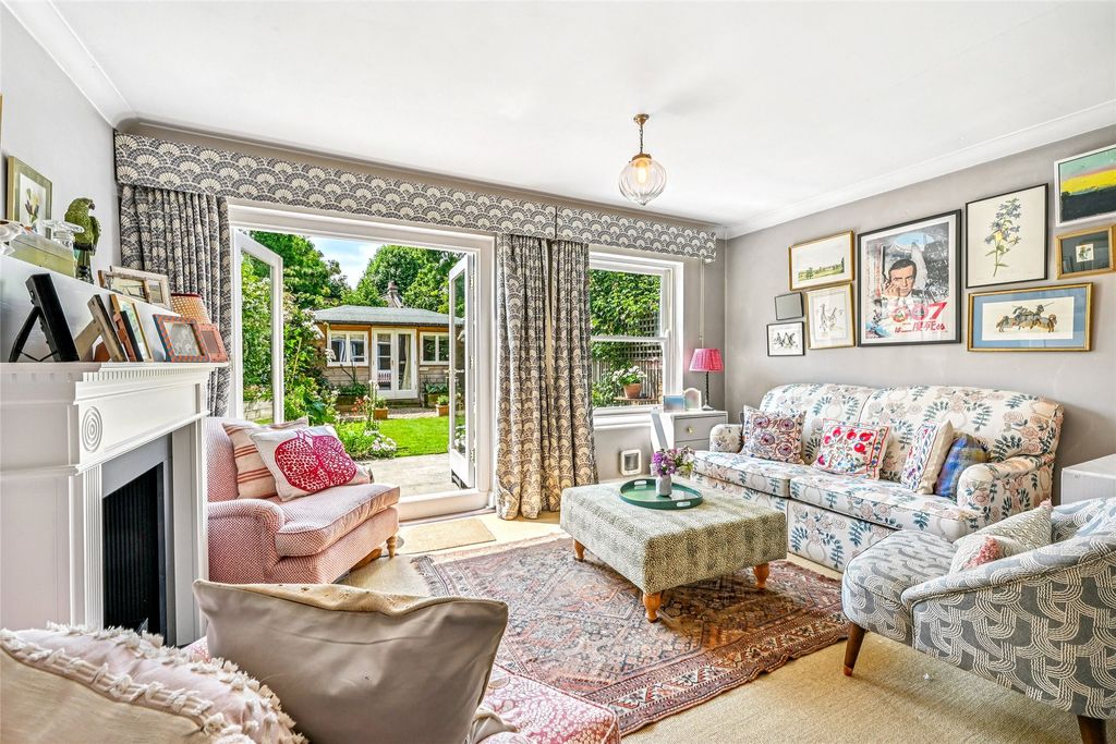 Property photo 1 of 15 Reception