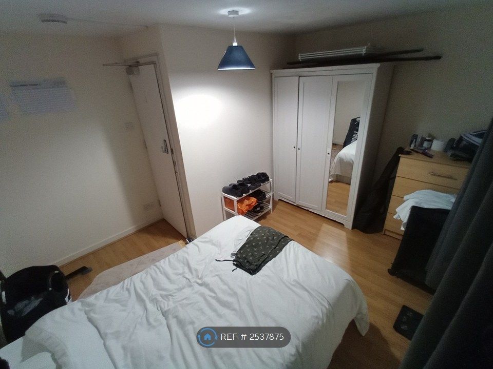 Property photo 2 of 3