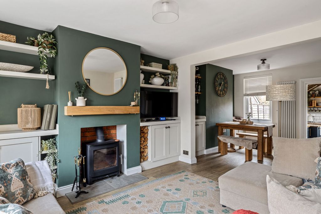 Property photo 2 of 14