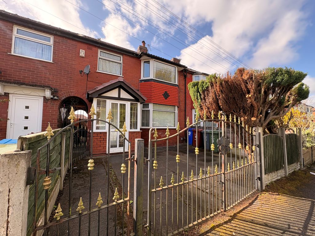 Property photo 1 of 11