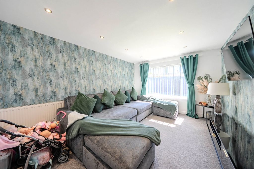 Property photo 2 of 16 Picture No. 07