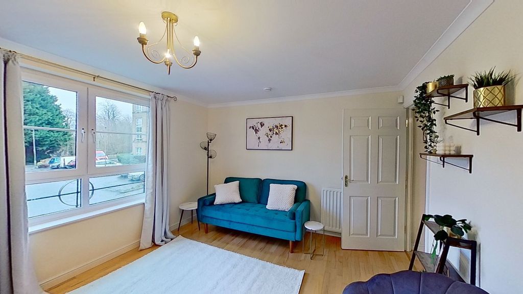 Property photo 3 of 11 Photo 3