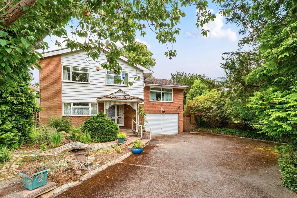 Property photo 1 of 21