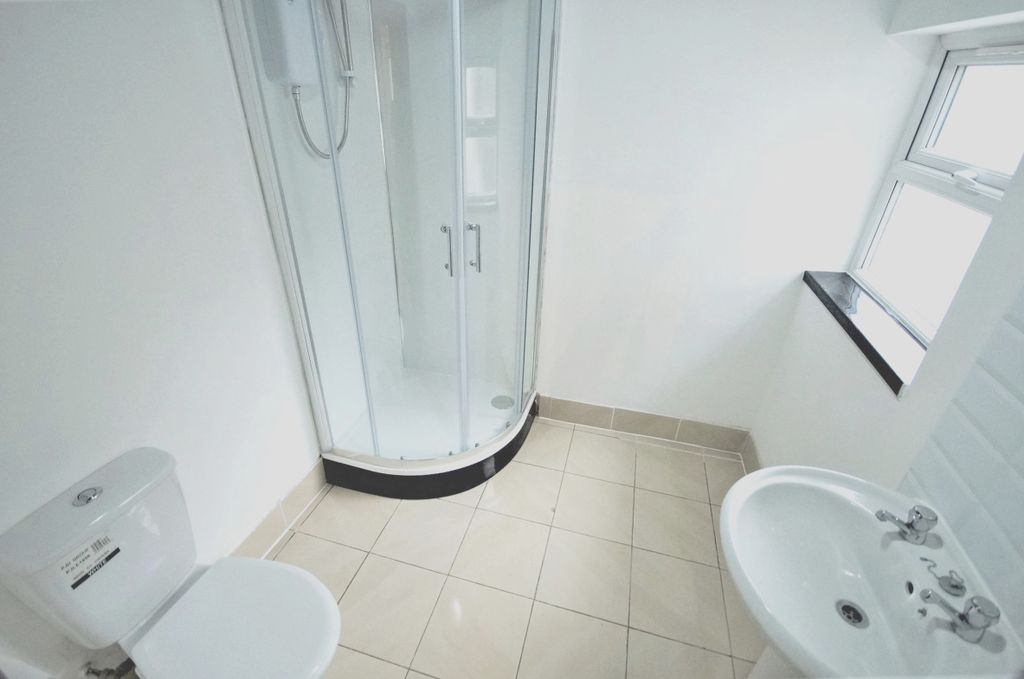 Property photo 3 of 3