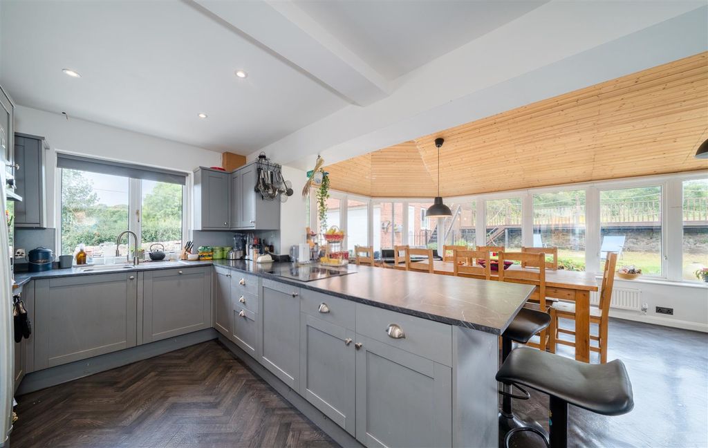 Property photo 3 of 45 Kitchen