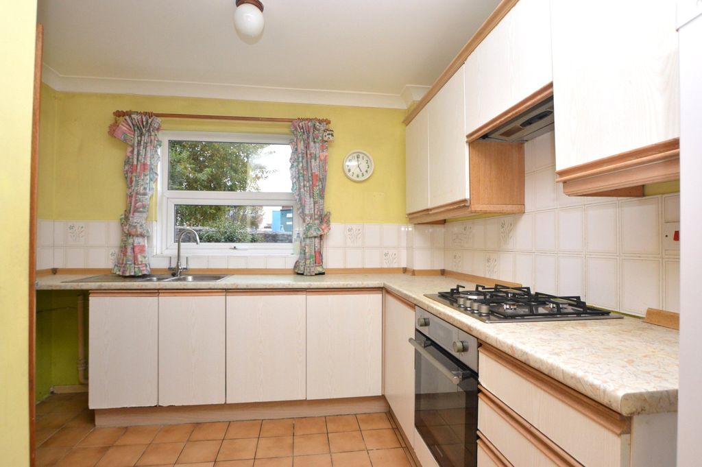 Property photo 2 of 11 2 - Picture No. 12