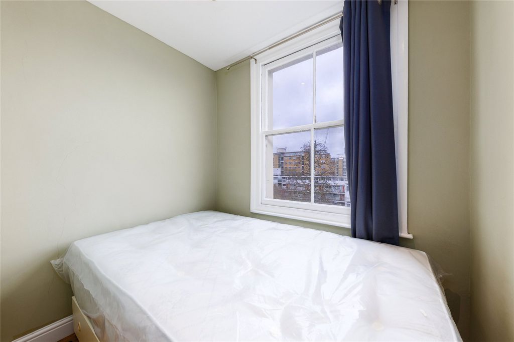 Property photo 3 of 5 Picture No. 06