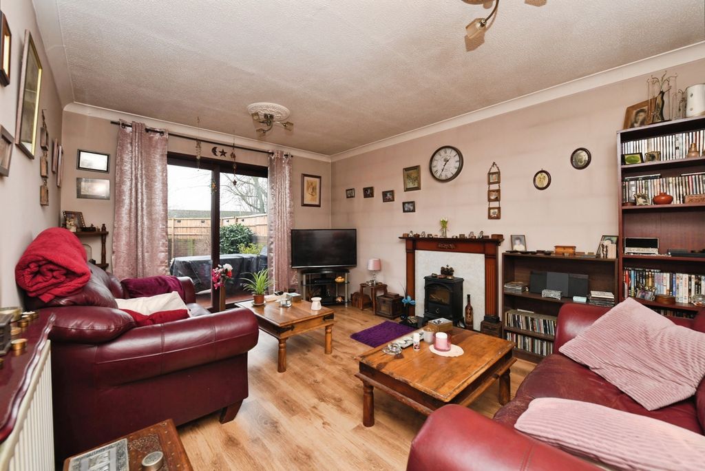 Property photo 2 of 19 Pbox-Img.Jpg