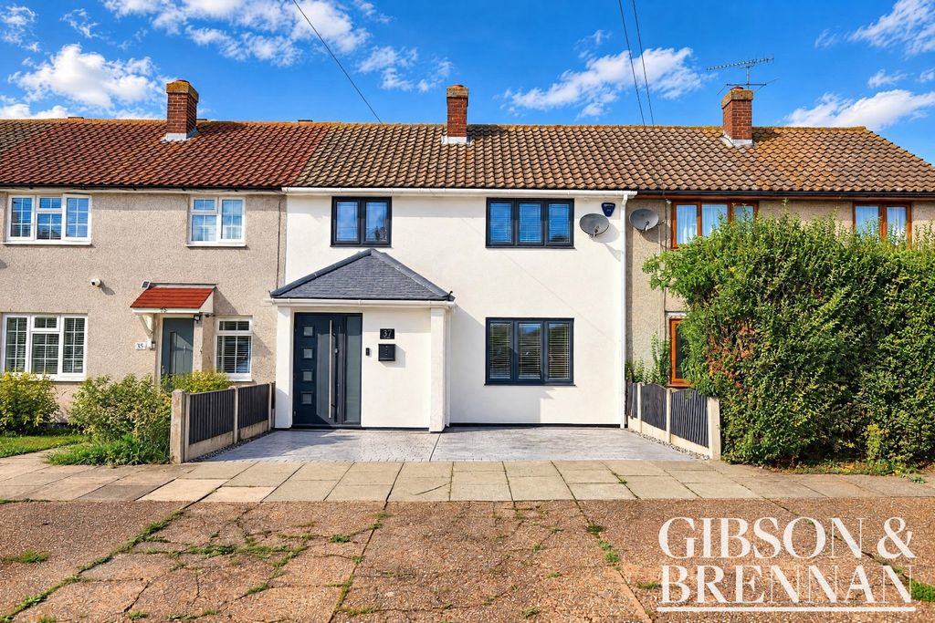 Property photo 1 of 35 5502180