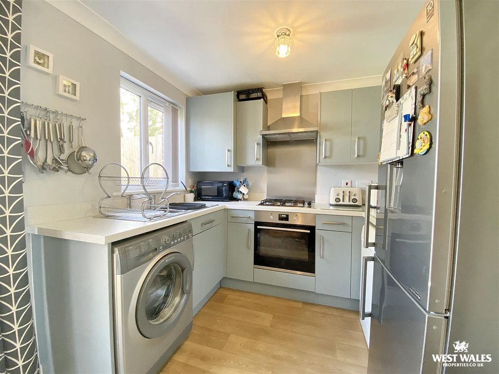 Property photo 3 of 19 Img_8277.Jpg
