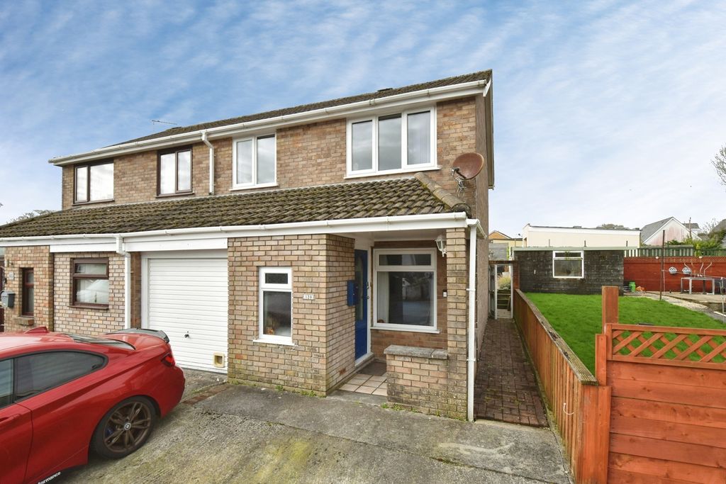 Property photo 1 of 19 Pbox-Img.Jpg