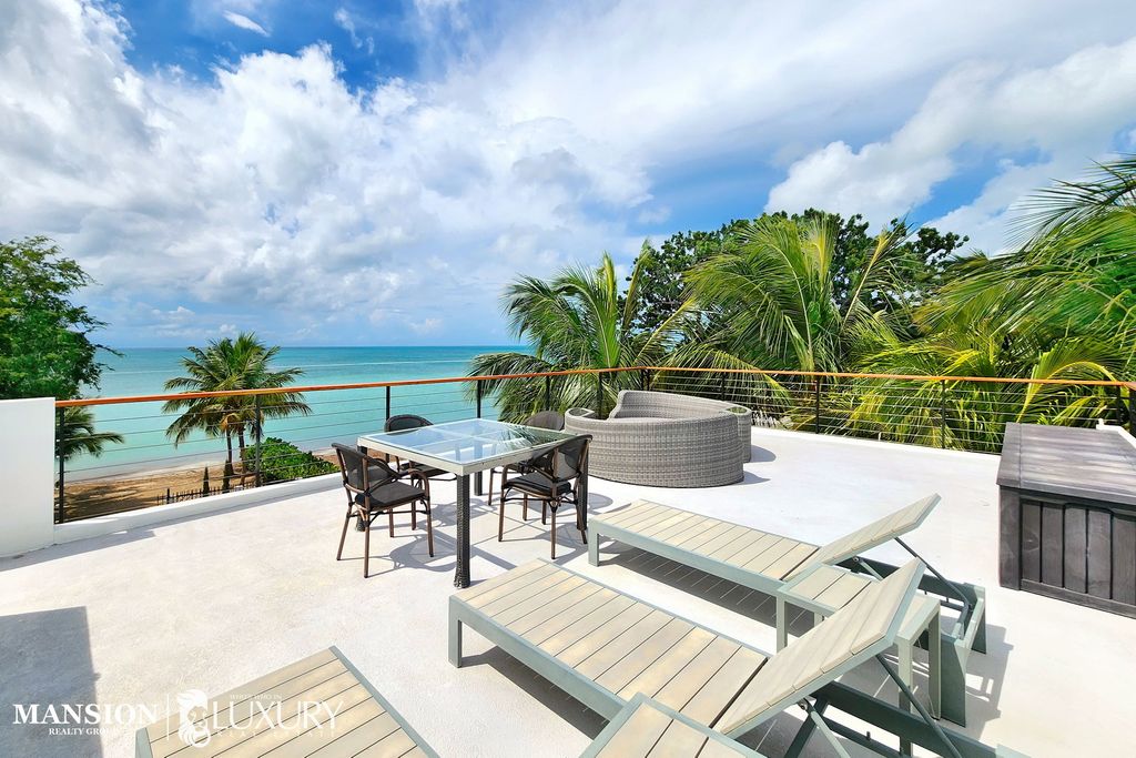 Property photo 3 of 54