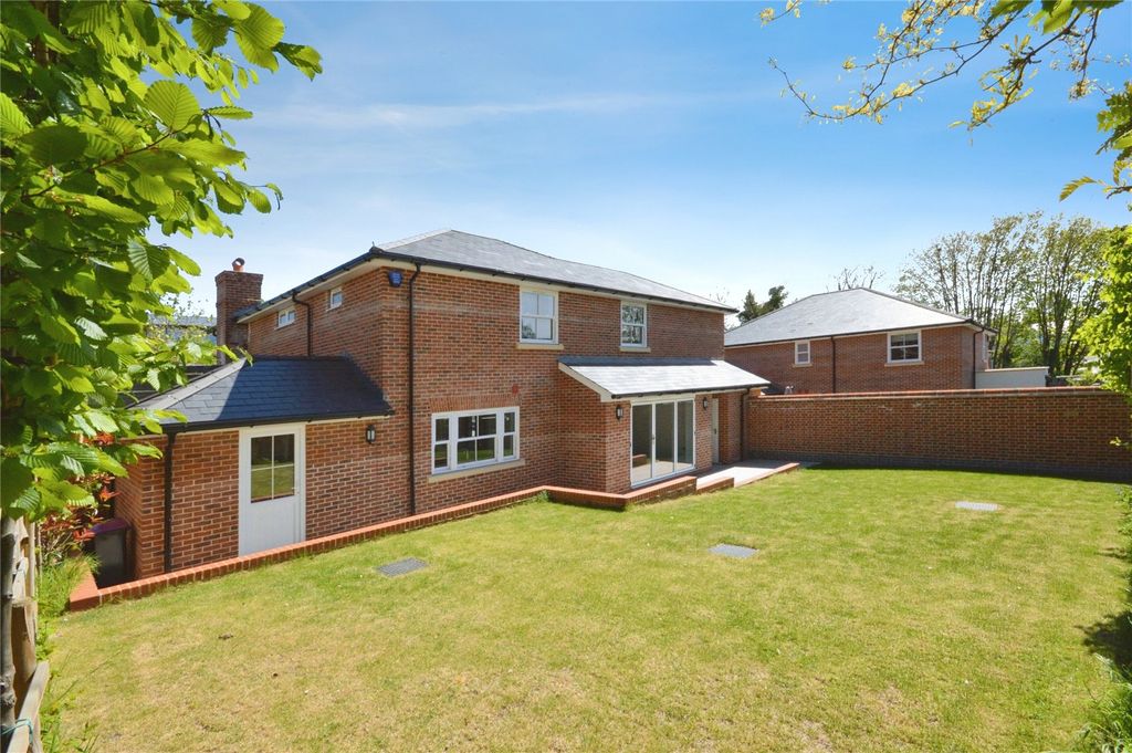 Property photo 2 of 23 Picture No. 52