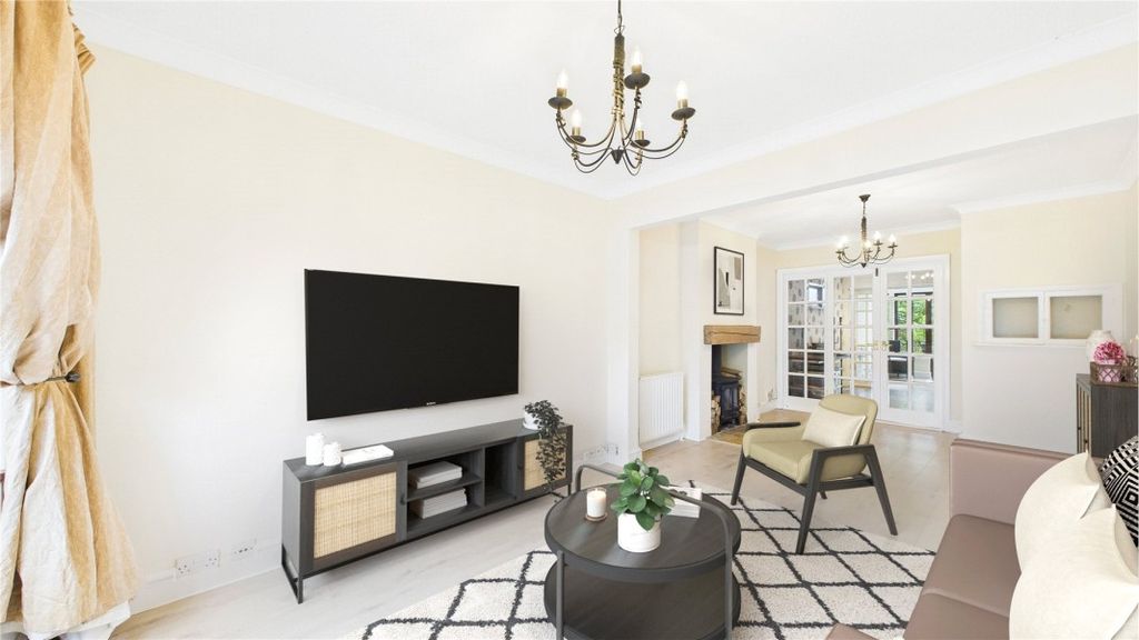 Property photo 2 of 17