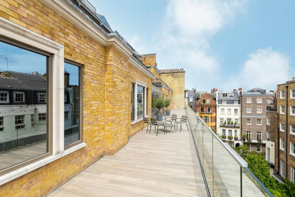 Property photo 2 of 17 _T3A7394 - 090725_Scd_6_Chesterfields_Gardens_Â©_Peter Landers Photography - Large - Use.Jpg