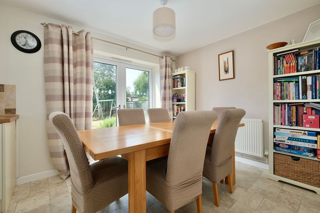 Property photo 3 of 13