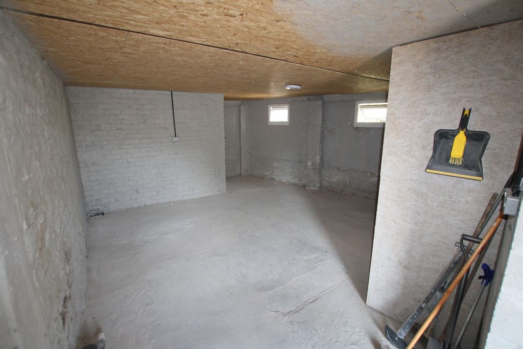 Property photo 2 of 4