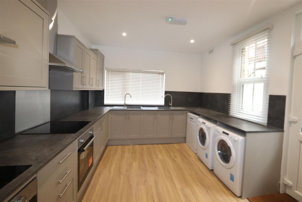 Property photo 1 of 14 Img_2888.Jpg