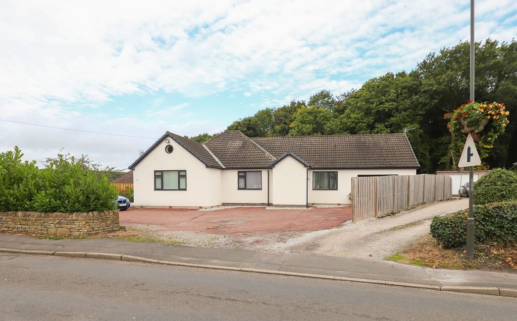 Property photo 1 of 36