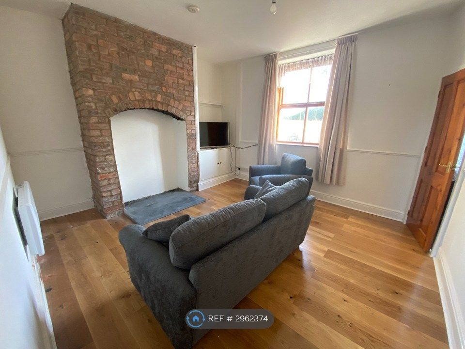 Property photo 3 of 9