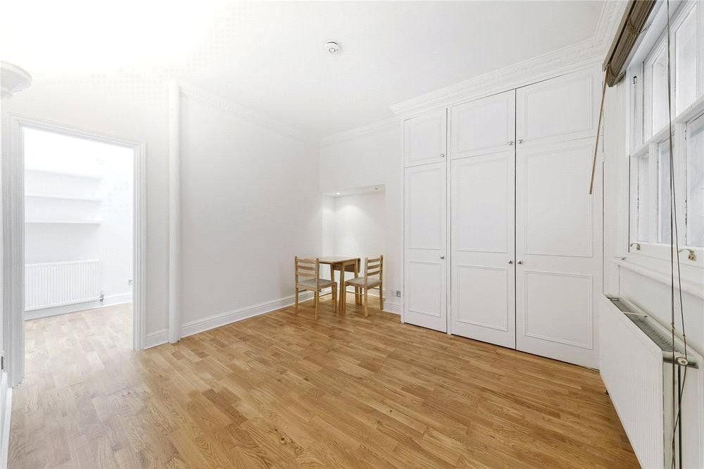 Property photo 3 of 9 Picture No. 05