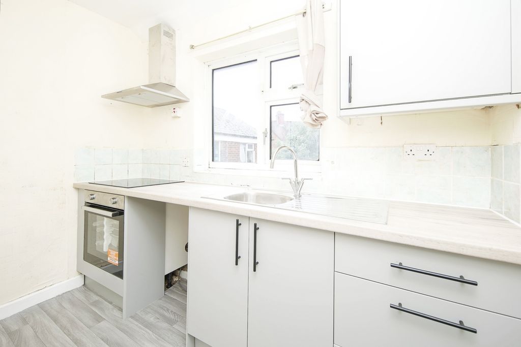 Property photo 3 of 13 Photo