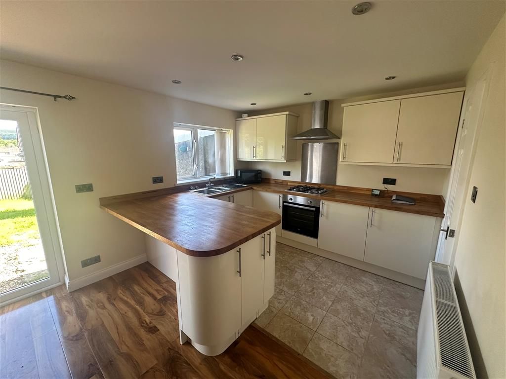 Property photo 2 of 11 Image