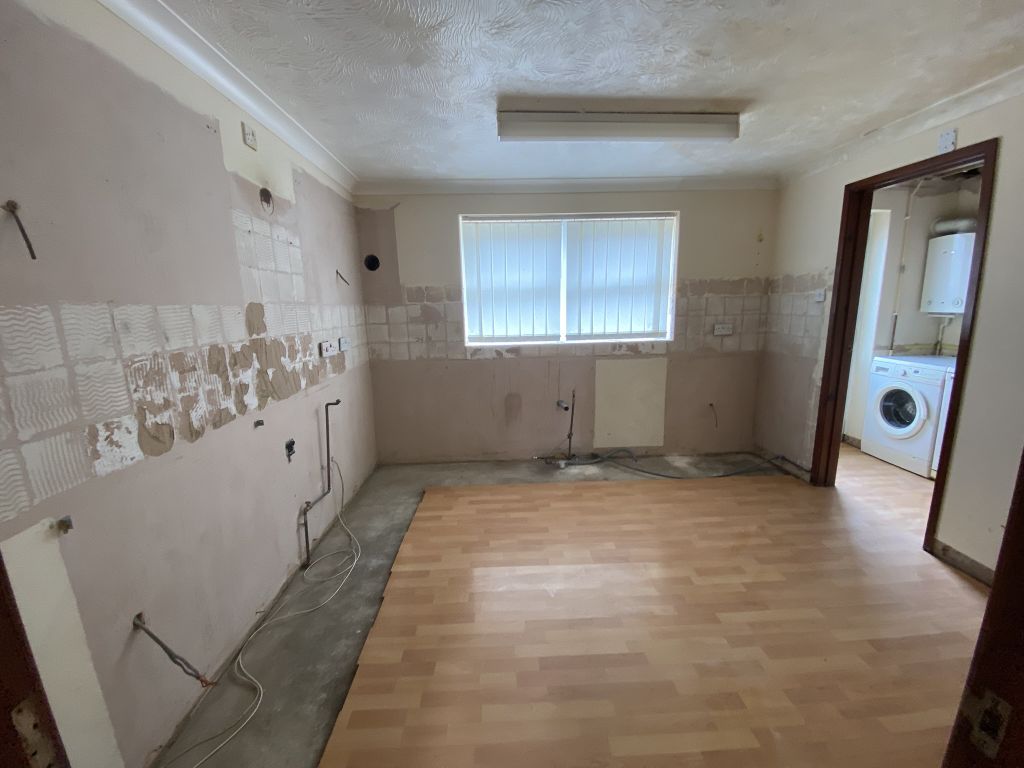 Property photo 3 of 21