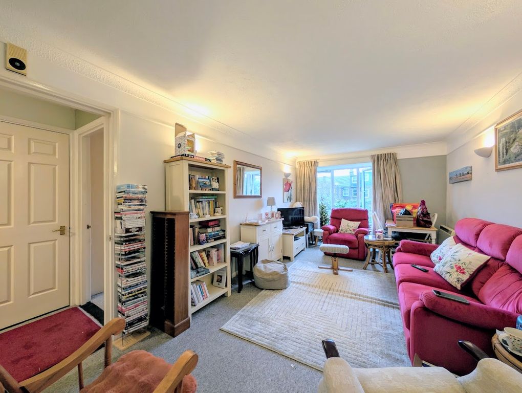 Property photo 3 of 13