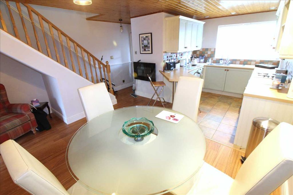 Property photo 2 of 15 Kitchen/Diner