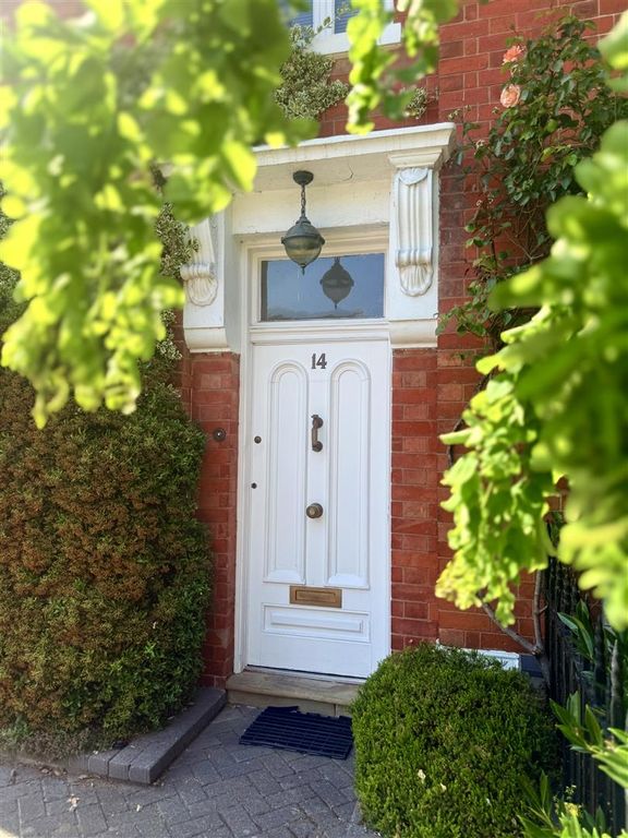 Property photo 3 of 34 3