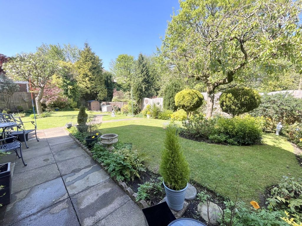 Property photo 3 of 22