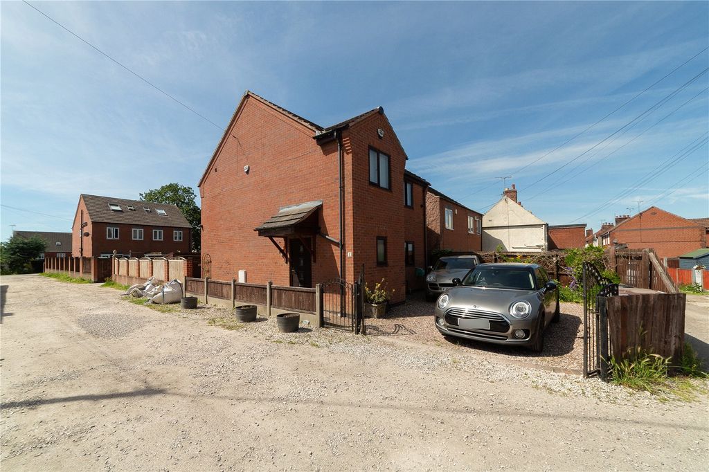 Property photo 1 of 19 Picture No. 24