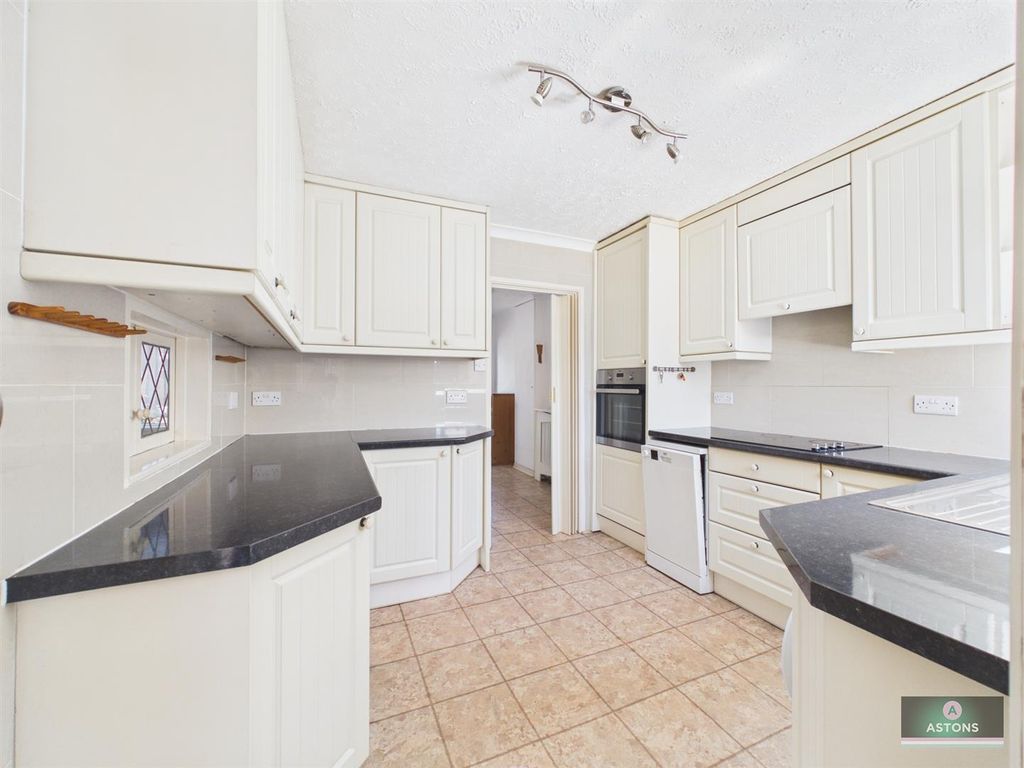 Property photo 3 of 14 Cam02067G0-Pr0329-Still003.Jpg