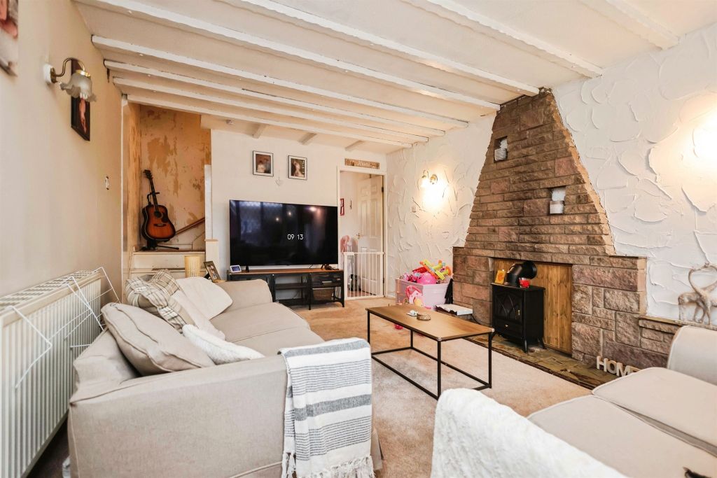 Property photo 3 of 18