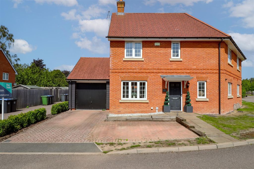 Property photo 1 of 33