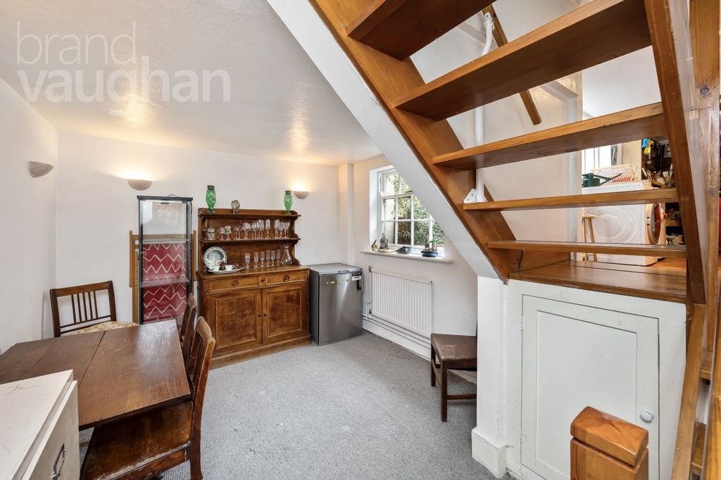 Property photo 3 of 17 Picture No. 03