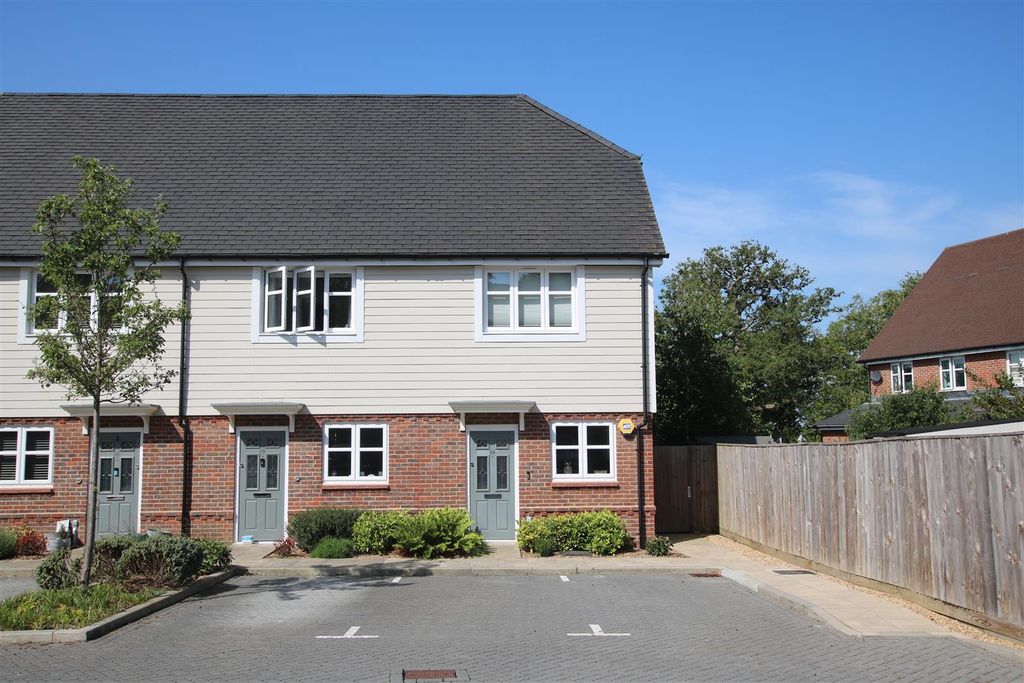Property photo 1 of 15 Newfront64Consort.Jpg