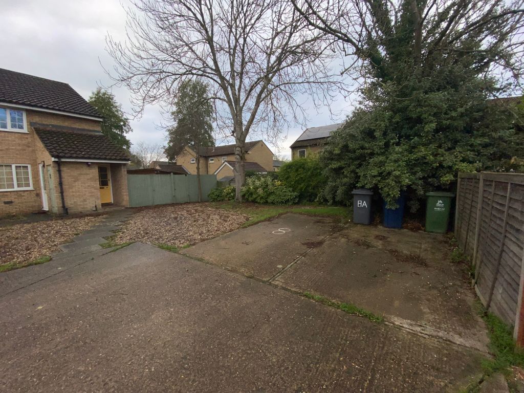 Property photo 1 of 8