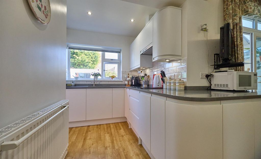 Property photo 3 of 16 Rugby Rd Bb 6.Jpg