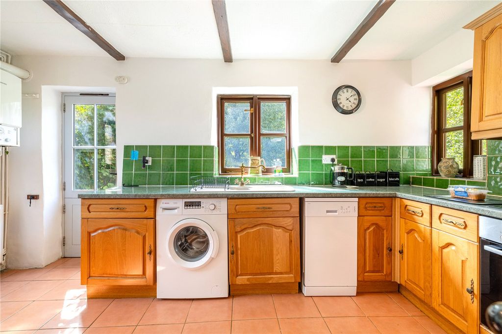 Property photo 3 of 19 Picture No. 13
