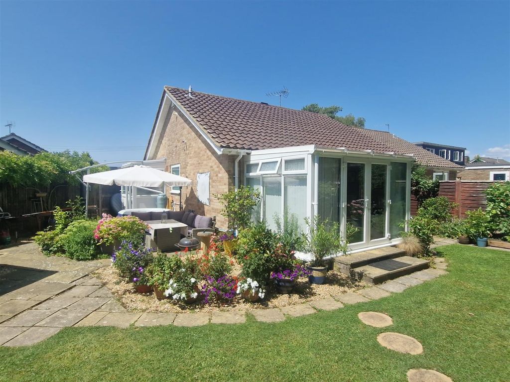 Property photo 2 of 25 New Rear Garden 5.Jpg