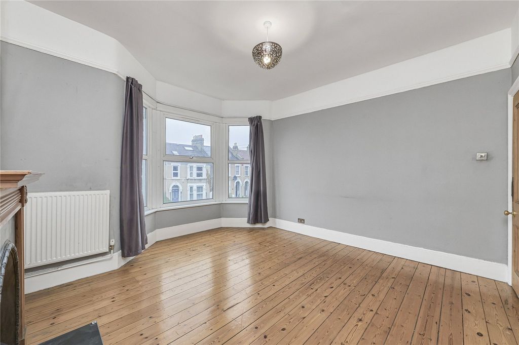 Property photo 2 of 6 Picture No. 07