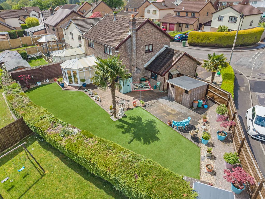 Property photo 2 of 47