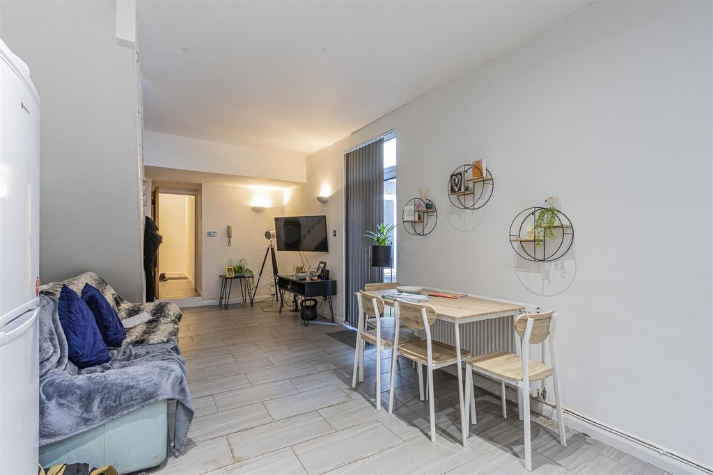 Property photo 1 of 10 Howard Court 8-7.Jpg