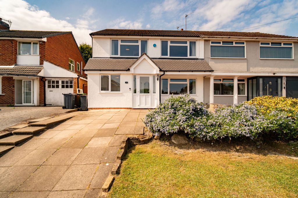 Property photo 1 of 30