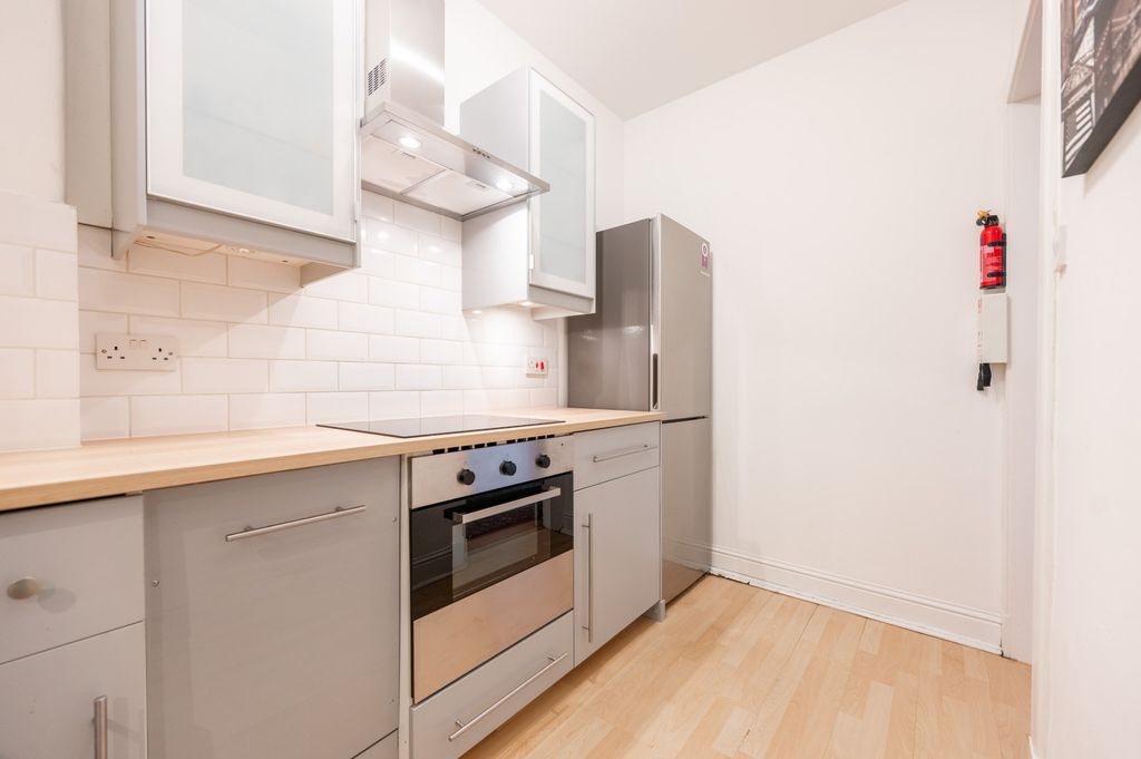 Additional image 10 of 2 bed flat to rentWhite Street, Partick, Glasgow G11