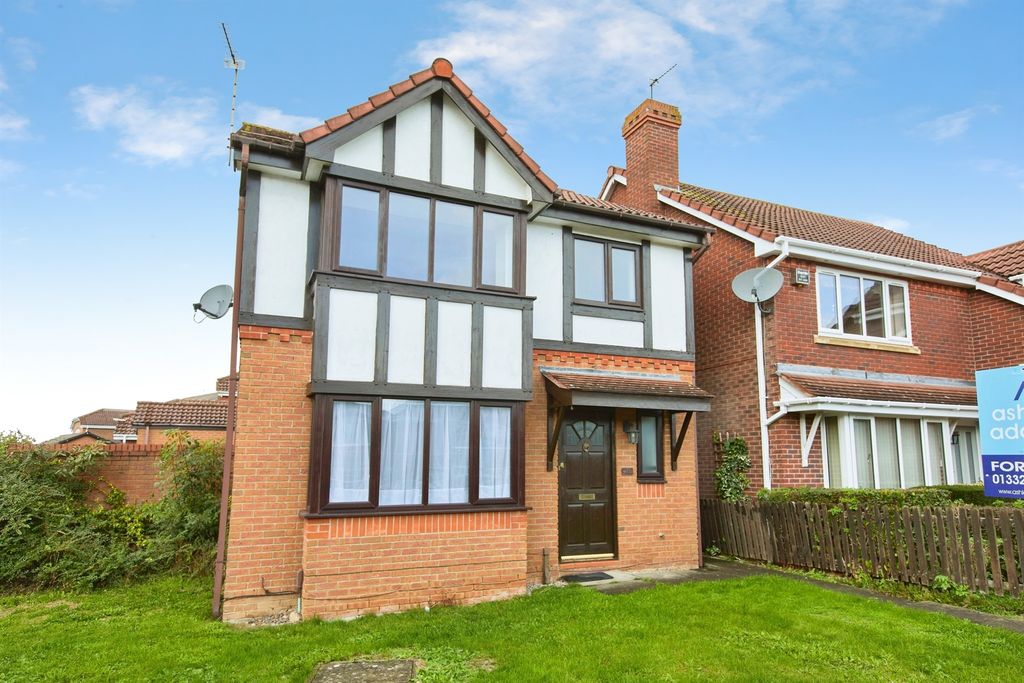 Property photo 1 of 18