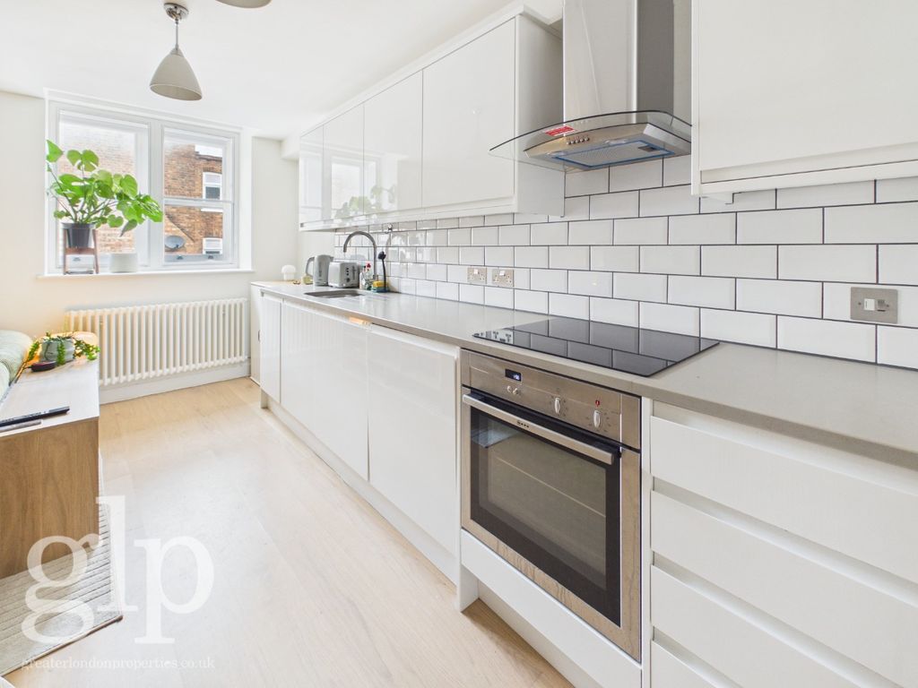 Property photo 2 of 22 964952